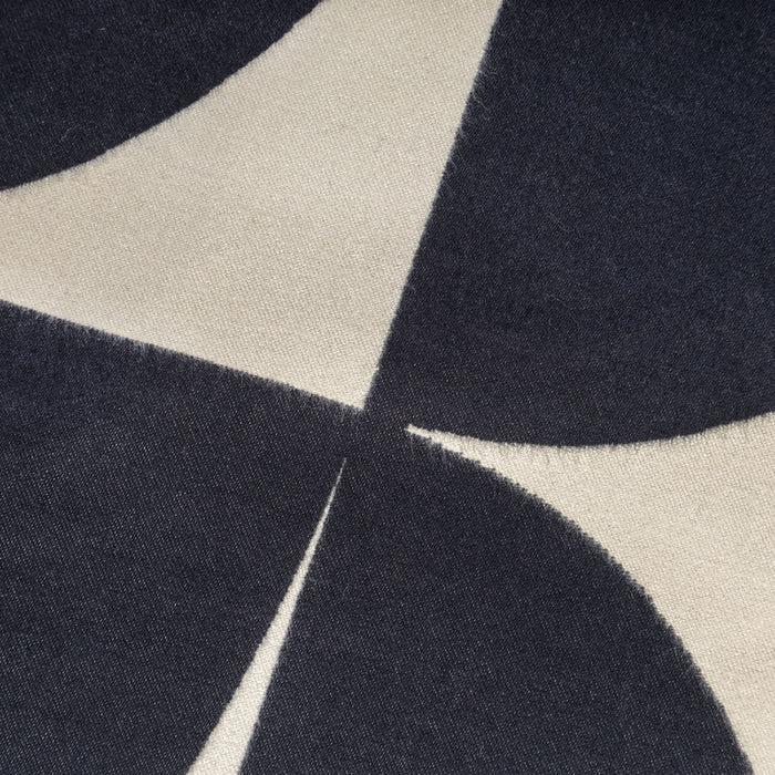 Leaf Super Soft Stole Black Mix