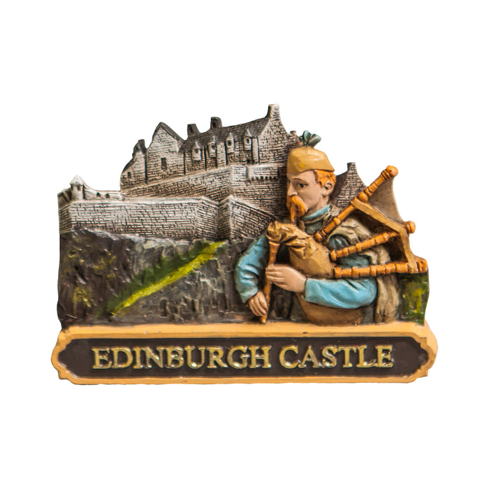 Gb Edinburgh Castle & Piper